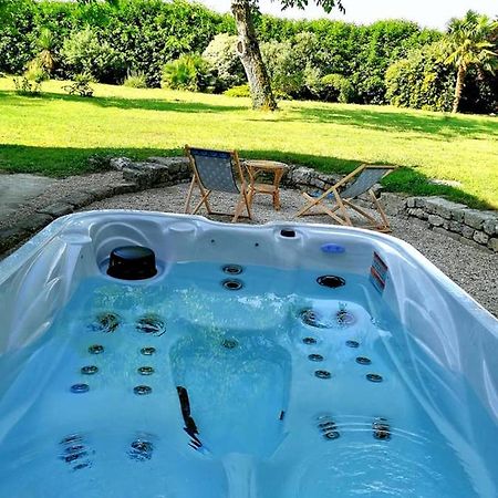 Gite Dans Une Ambiance Vegetale Avec Spa Privatif Jazennes Exterior foto